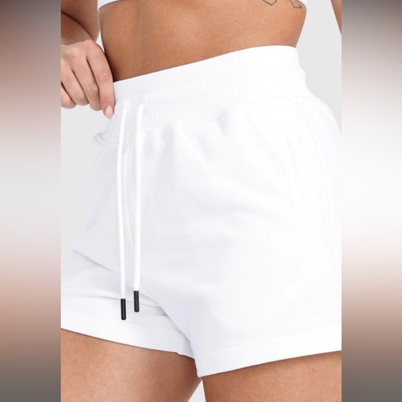 Oner Active Classic Shorts in White-Brand New With Tag - Picture 5 of 5